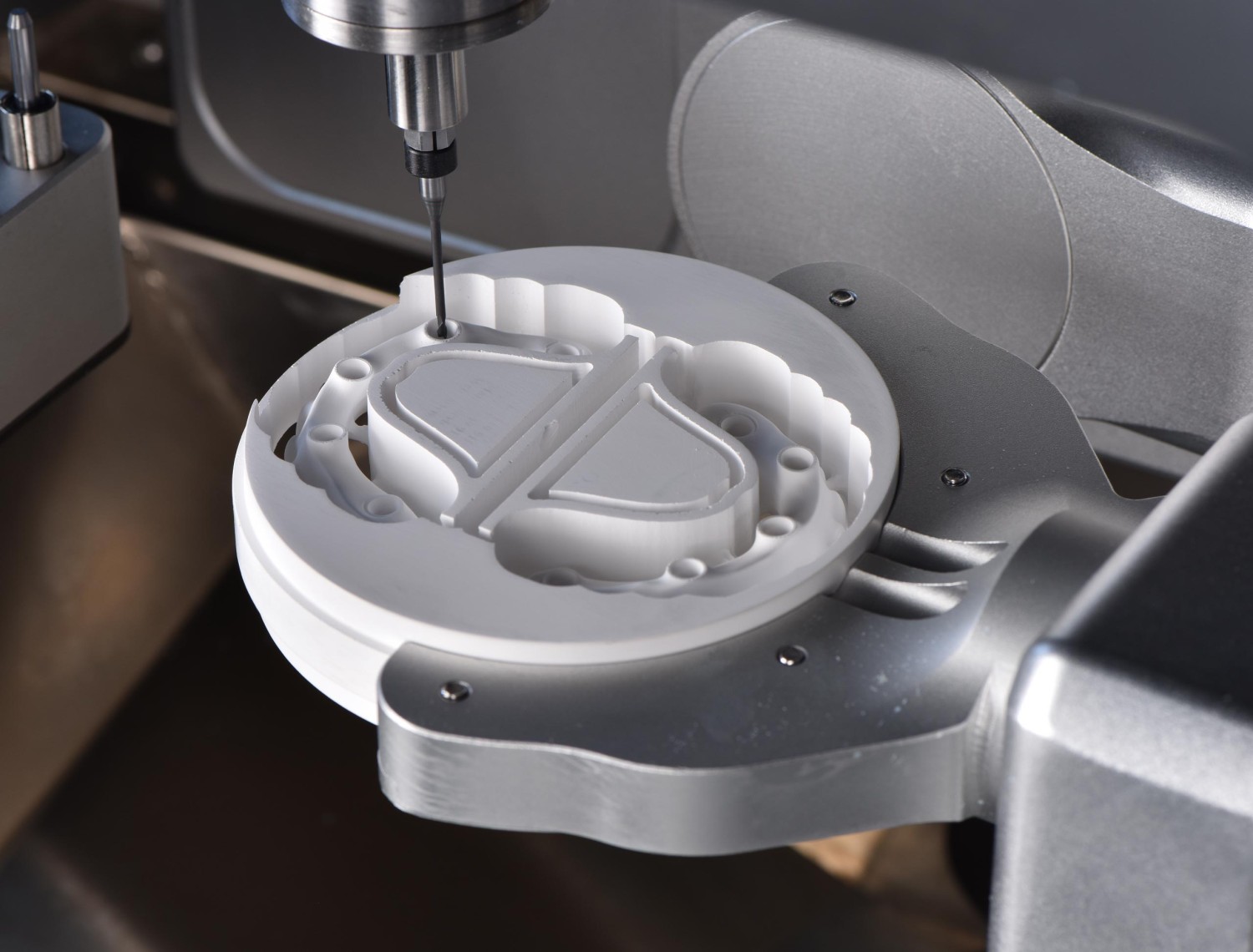 DentCorex Core 5X — 5-Axis Dry Dental Milling Machine